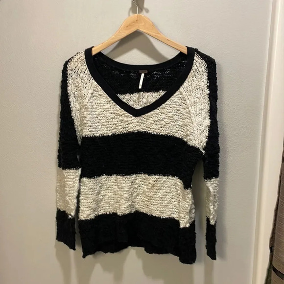 Free People Sweaters - FREE People woman’s black and white sweater